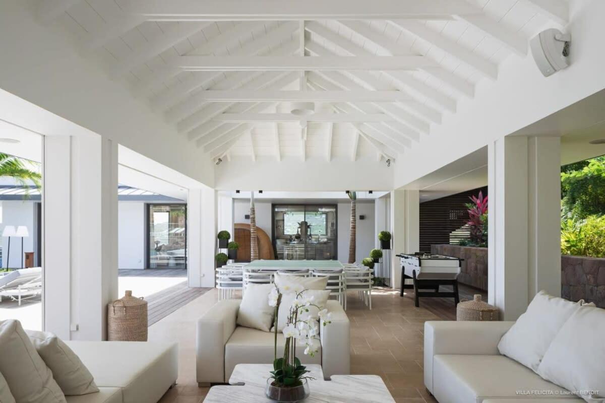 On A Hill Side Villa With Superb Amenities St. Barthelemy Exterior photo