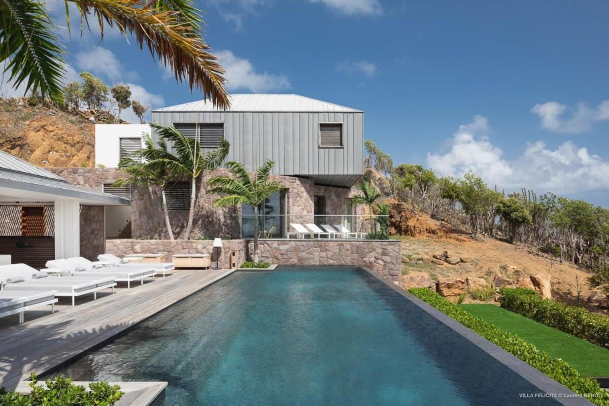 On A Hill Side Villa With Superb Amenities St. Barthelemy Exterior photo