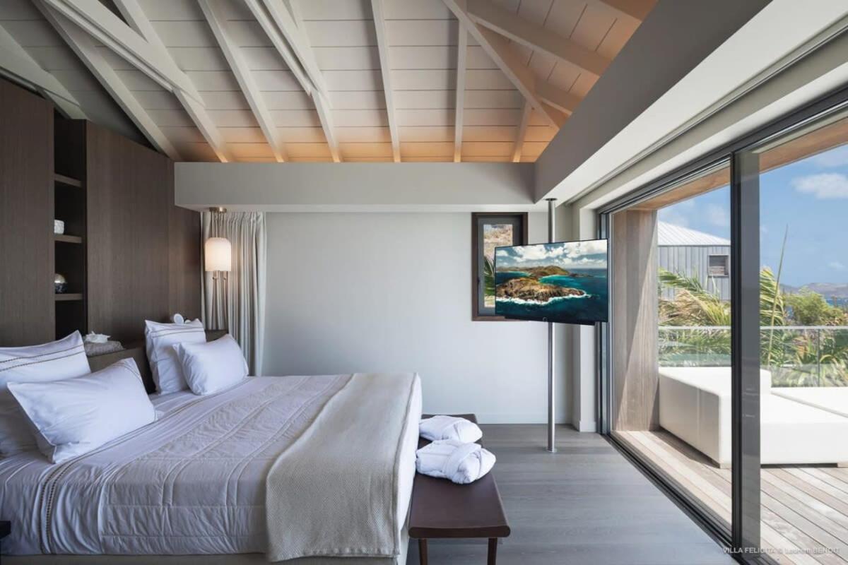 On A Hill Side Villa With Superb Amenities St. Barthelemy Exterior photo
