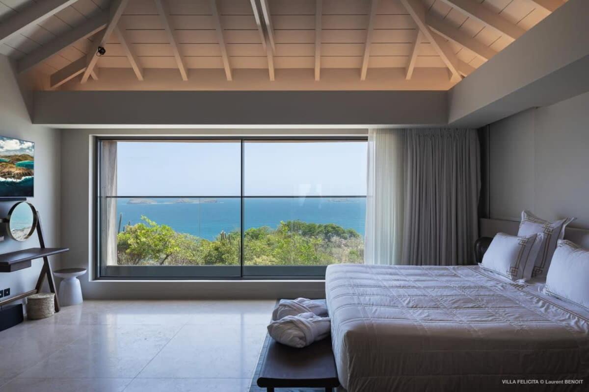 On A Hill Side Villa With Superb Amenities St. Barthelemy Exterior photo